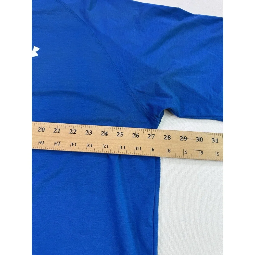 Under Armour this shirt